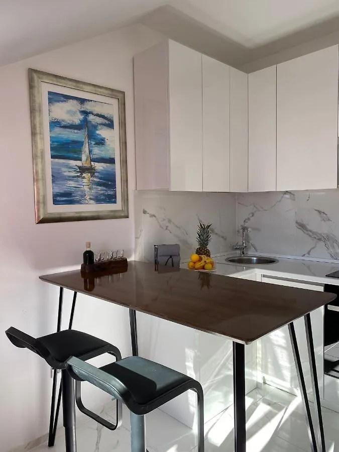 New Apartman Summer Kastela 0*,  Croatia